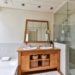 Helpful Tips to Refurbish Your Small Bathroom