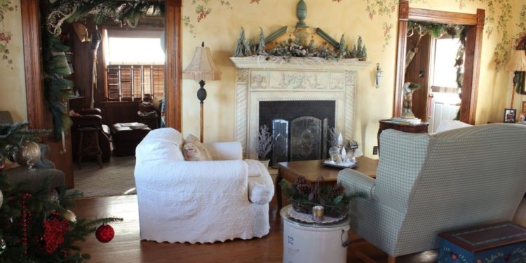 6 Ways To Love Your Home Decor Again in 2021