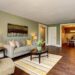 Design Ideas: How to Match Wall Colors With Wooden Flooring