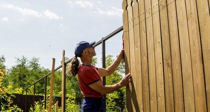 Professional Fence Builders Answer Homeowner FAQs!