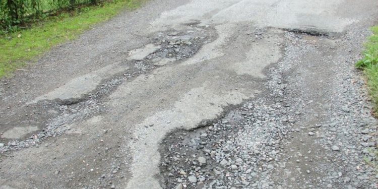 Is Asphalt Resurfacing the Right Solution for Your Driveway or Parking Lot?