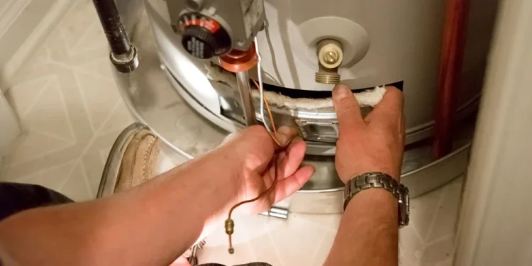 How Chicago Winters Affect Your Water Heater’s Lifespan